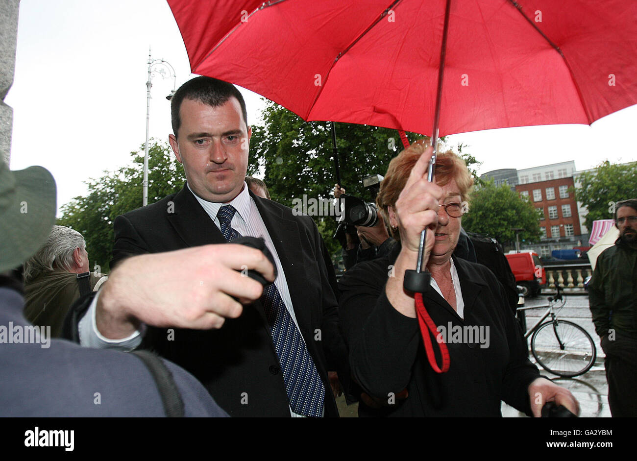 Murder suspect Joe O'Reilly arriving into Central Criminal Court in Dublin with his mother Ann. Stock Photo