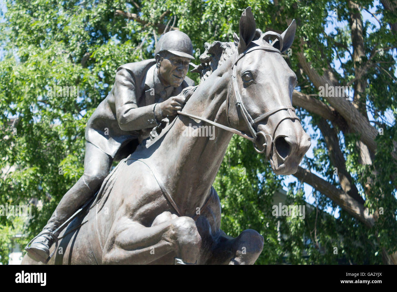 Bronze statue of Ian Millar and Big Ben in Stewart Park in Perth