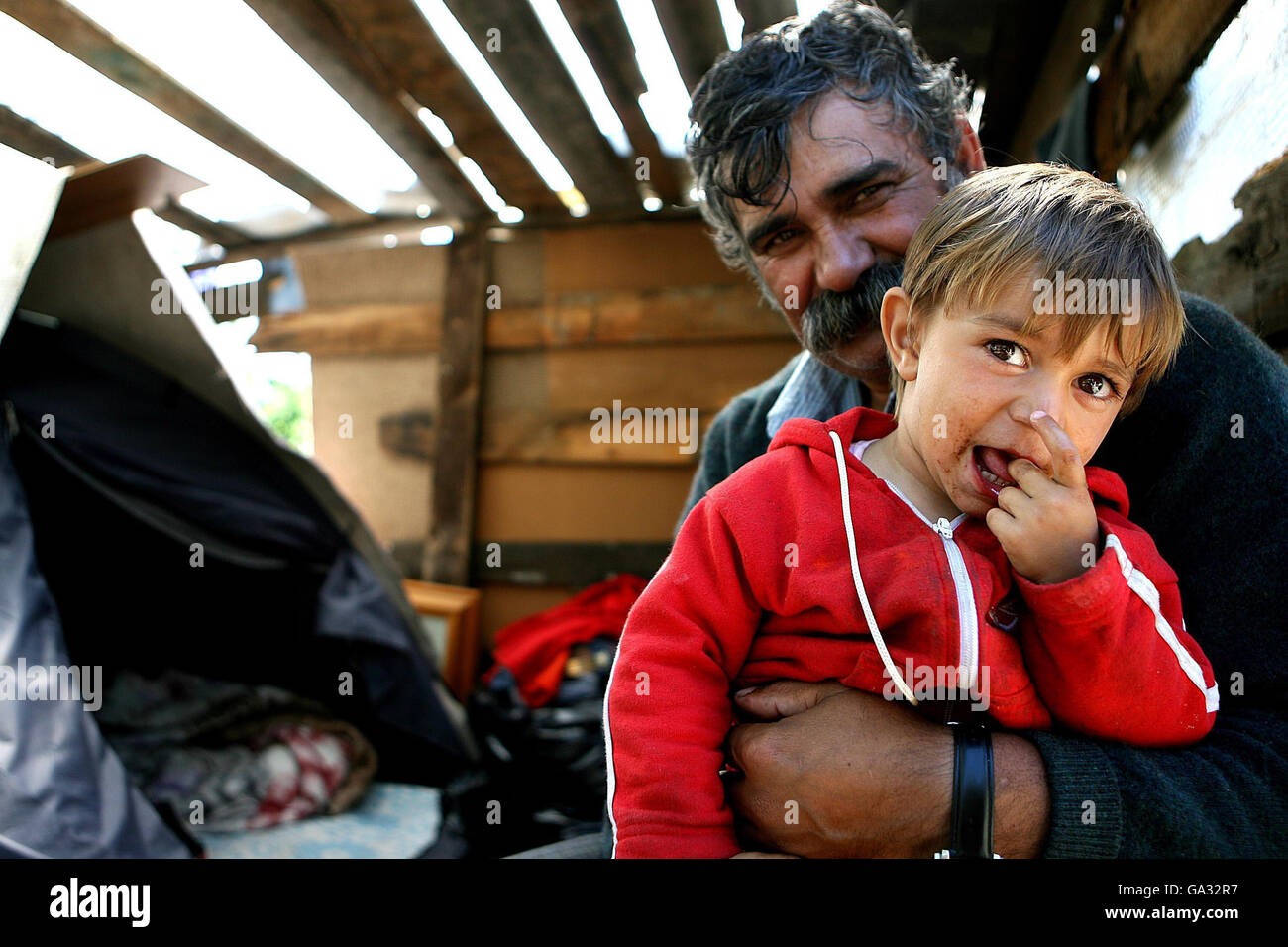 Roma Gypsies camp on the M50 roundabout at Ballymun in Dublin Stock ...