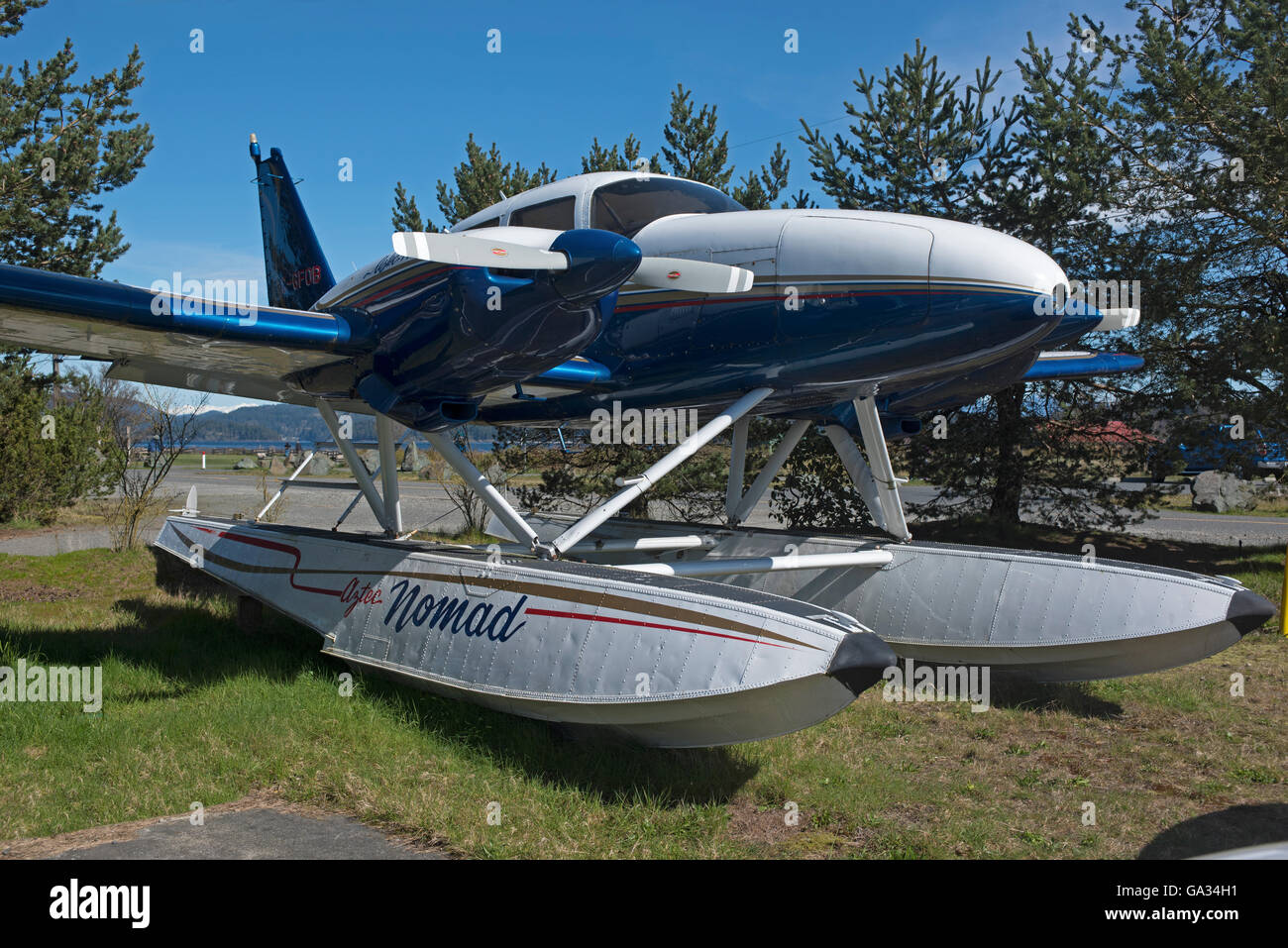 Piper Aztec PA23-250 Nomad float plane Registration C-GFOB Campbell ...