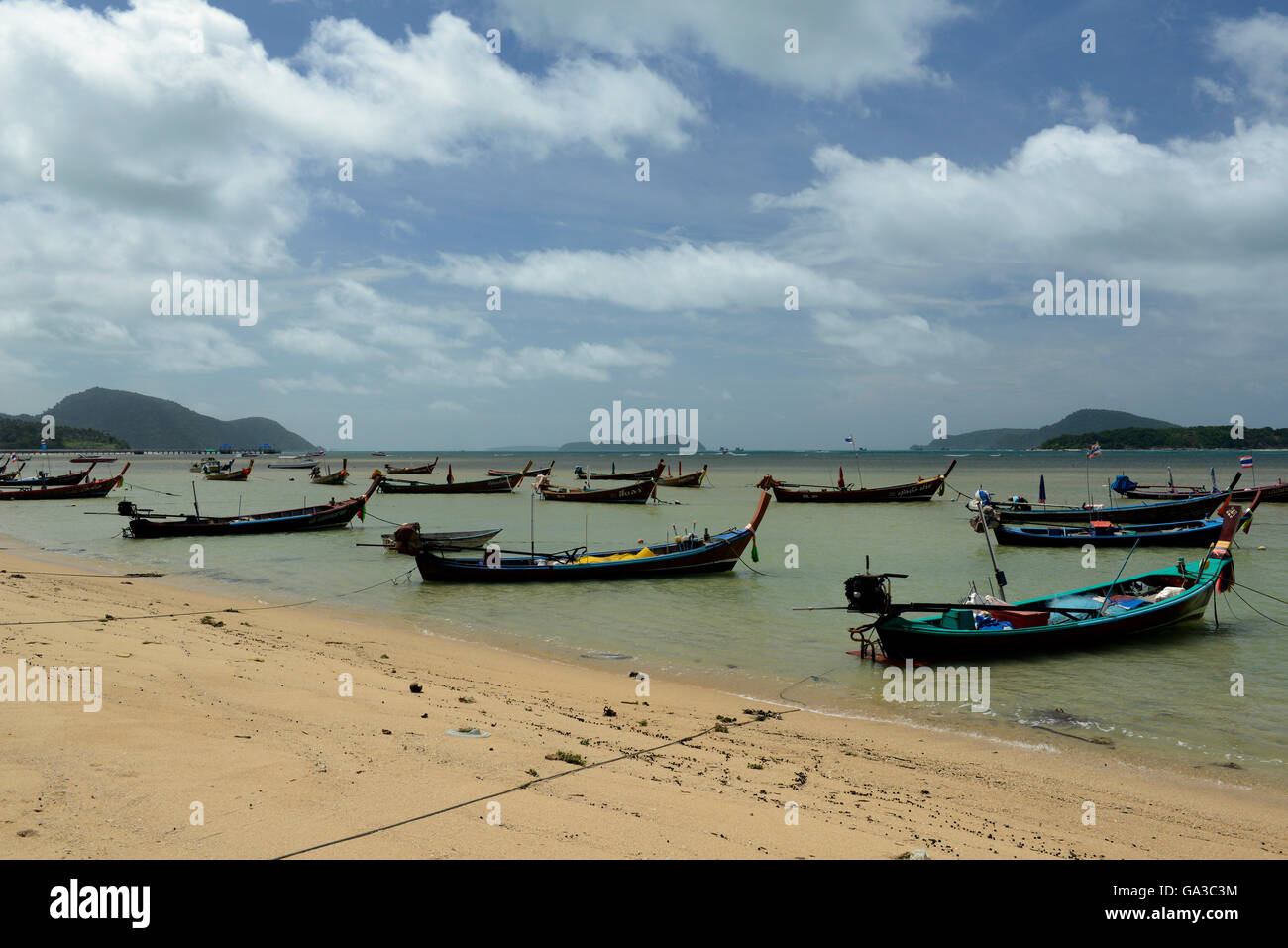 Der Strand in Rawai Beach im sueden der Insel Phuket im sueden von Thailand in Suedostasien. Stock Photo