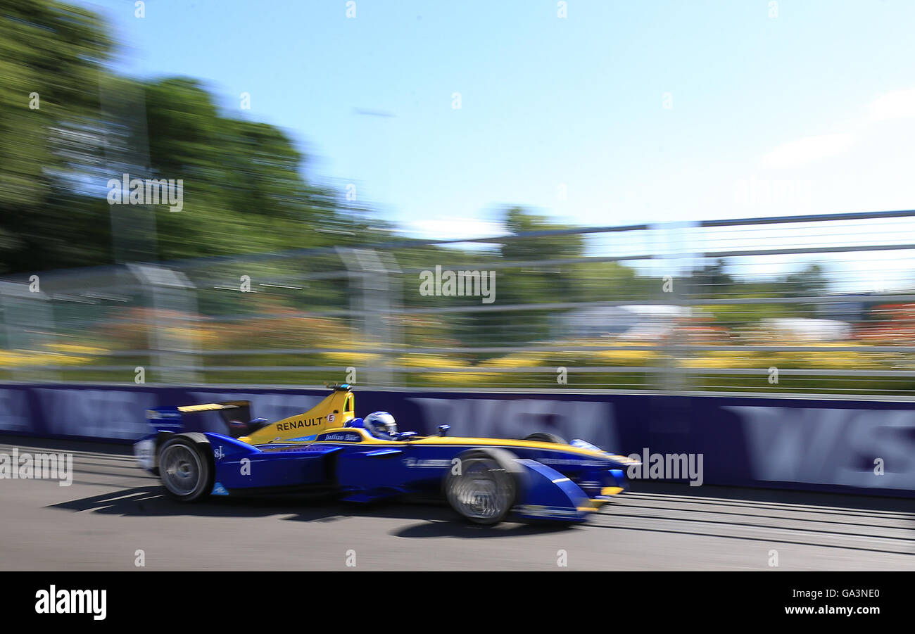 Reanault e.Dams' Nicolas Prost during round nine of the FIA Formula E Championship at Battersea Park, London. PRESS ASSOCIATION Photo. Picture date: Saturday July 2, 2016. See PA story AUTO Formula E. Photo credit should read: Nigel French/PA Wire. Stock Photo