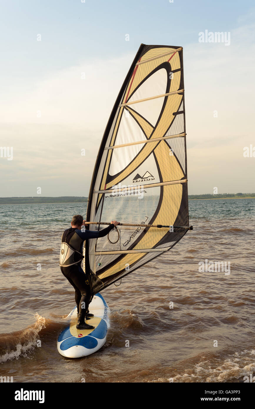 Windsurfing on lake hires stock photography and images Alamy