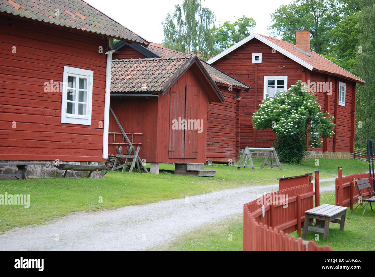 Red wood wooden house houses hi-res stock photography and images - Alamy