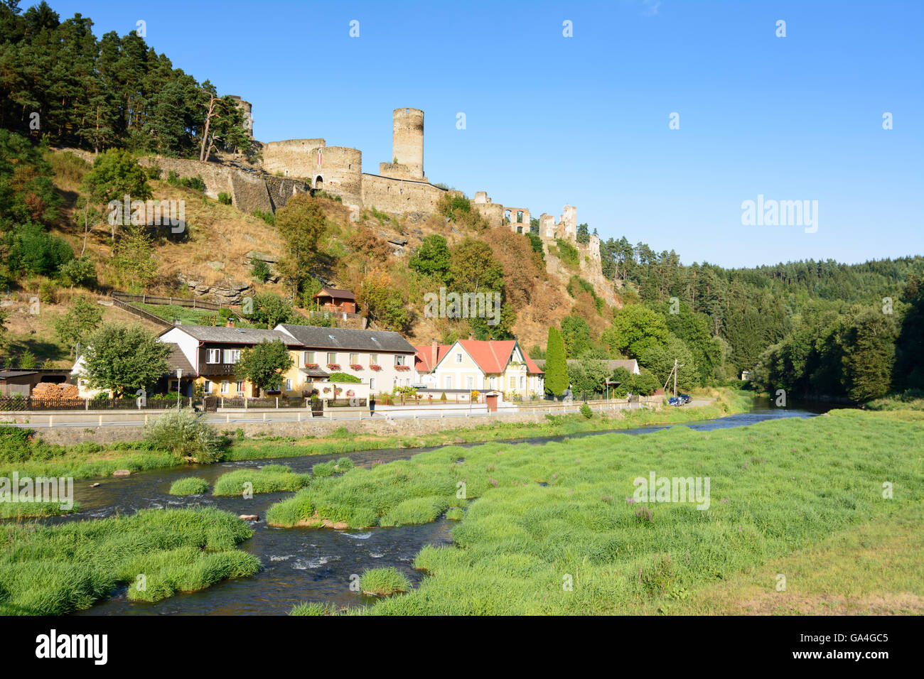 Raabs an der Thaya Kollmitz Castle in Kollmitzdörfl, river Thaya Austria Niederösterreich, Lower Austria Waldviertel Stock Photo