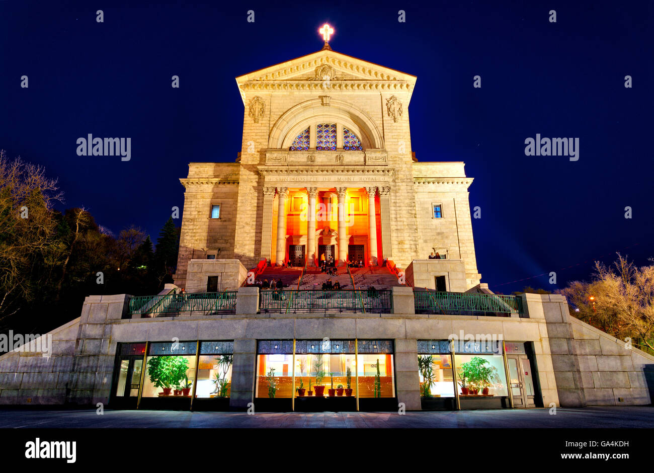 Oratory of st joseph hi-res stock photography and images - Alamy