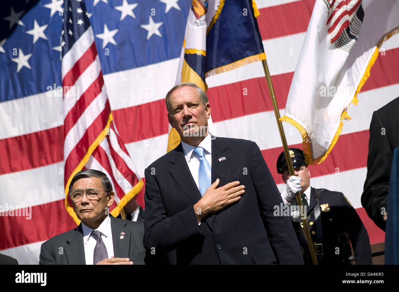 George pataki 2005 hi-res stock photography and images - Alamy