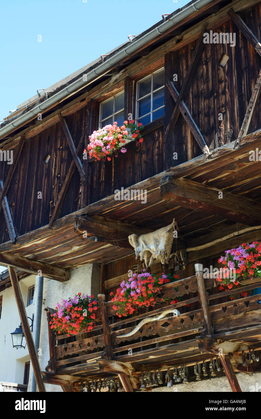 Guarda House with wooden balconies Switzerland Graubünden, Grisons Unterengadin, Lower Engadine Stock Photo