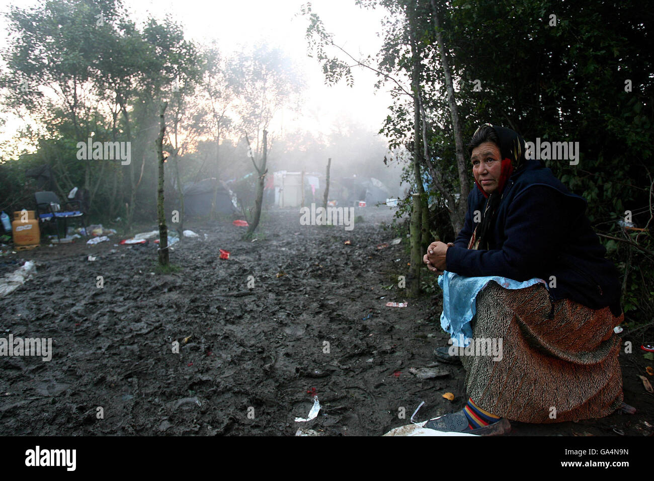 A Roma gypsy at her camp on the M50 at Ballymun this morning. Stock Photo