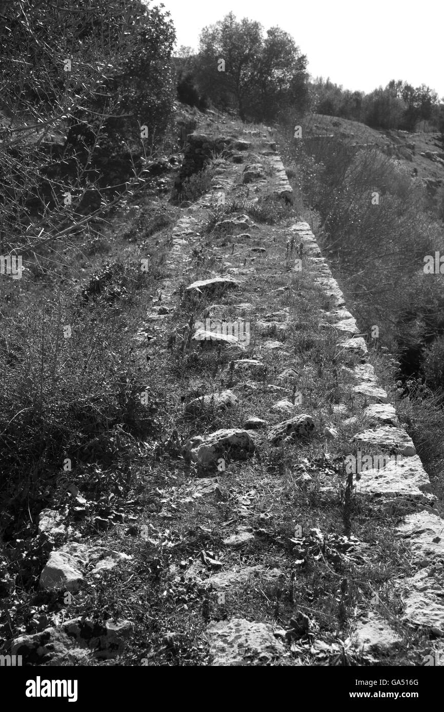 Noto Ancient (Noto Antica) medieval defensive stone walls. Sicily Stock Photo