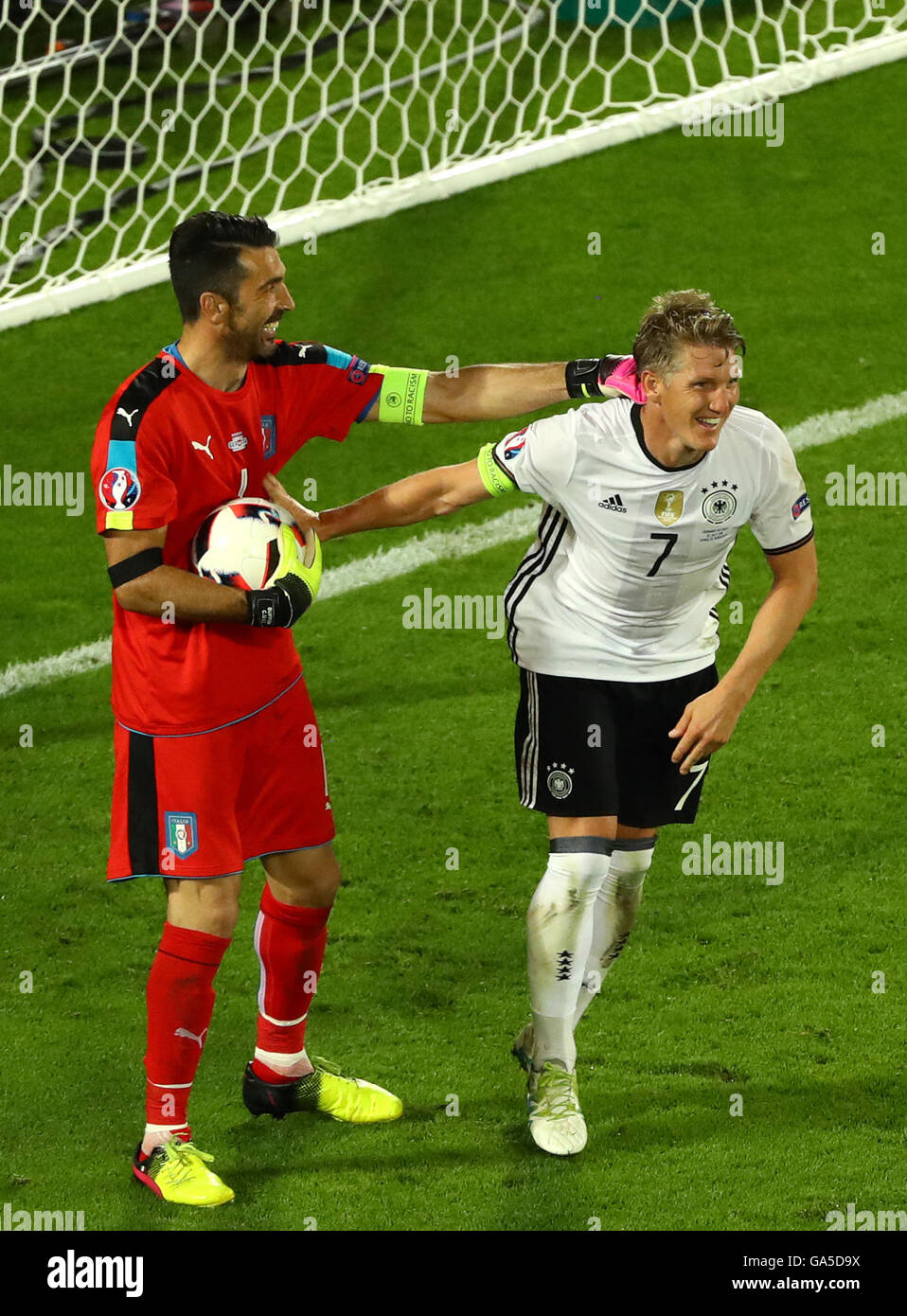 Bordeaux France 02nd July 2016 Italy S Goalkeeper Gianluigi Buffon L And Germany S Bastian Schweinsteiger Talk During The Uefa Euro 2016 Quarter Final Soccer Match Between Germany And Italy At The Stade De