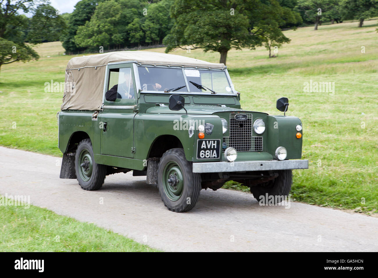 1960s vintage land rover hi-res stock photography and images - Alamy