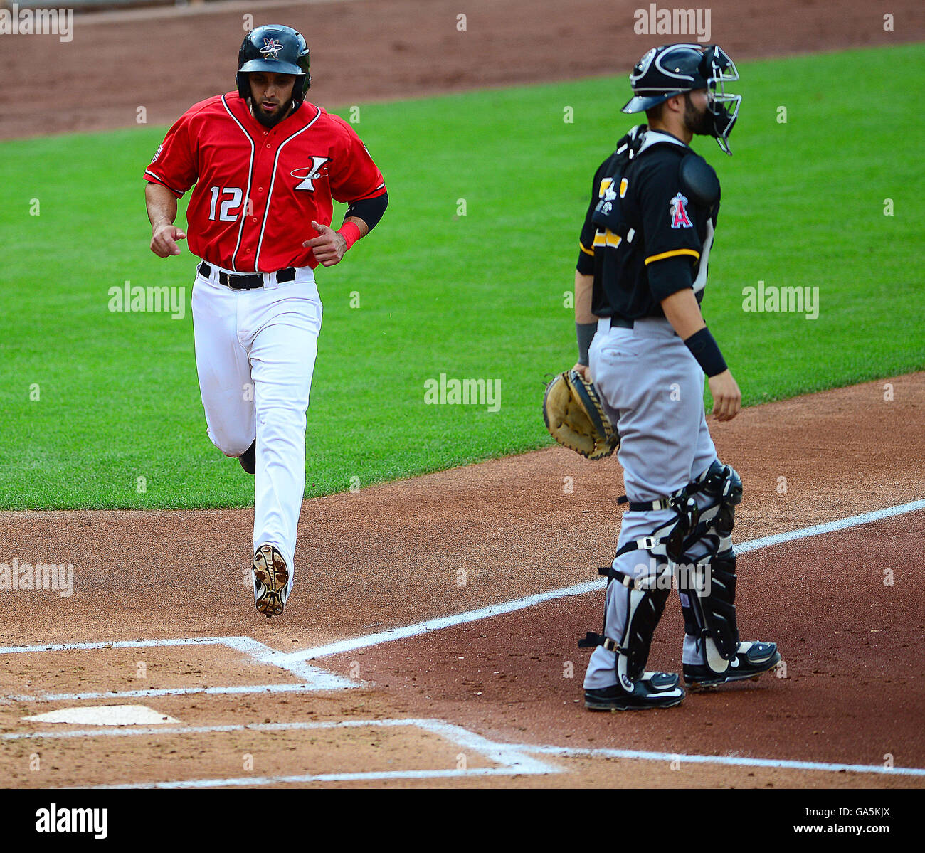 Alex Gonzalez  Cerveceros de Milwaukee vs diamondbacks en el Salt River  Fields en la ciudad de Scottsdale AzLiga del Cactus. Pretemporada LM  Stock Photo - Alamy