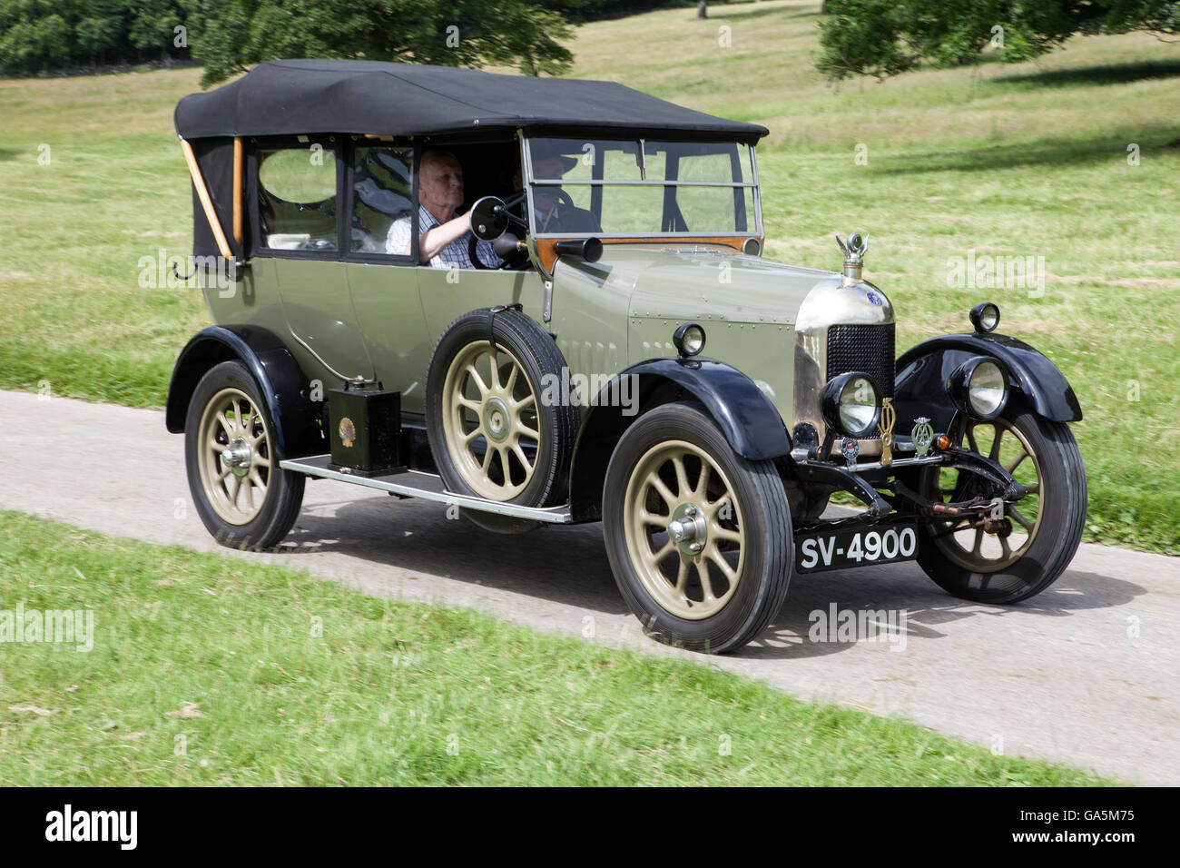 Leighton Hall Classic Car Rally, Carnforth, Lancashire, UK. 3rd July, 2016. The annual classic
