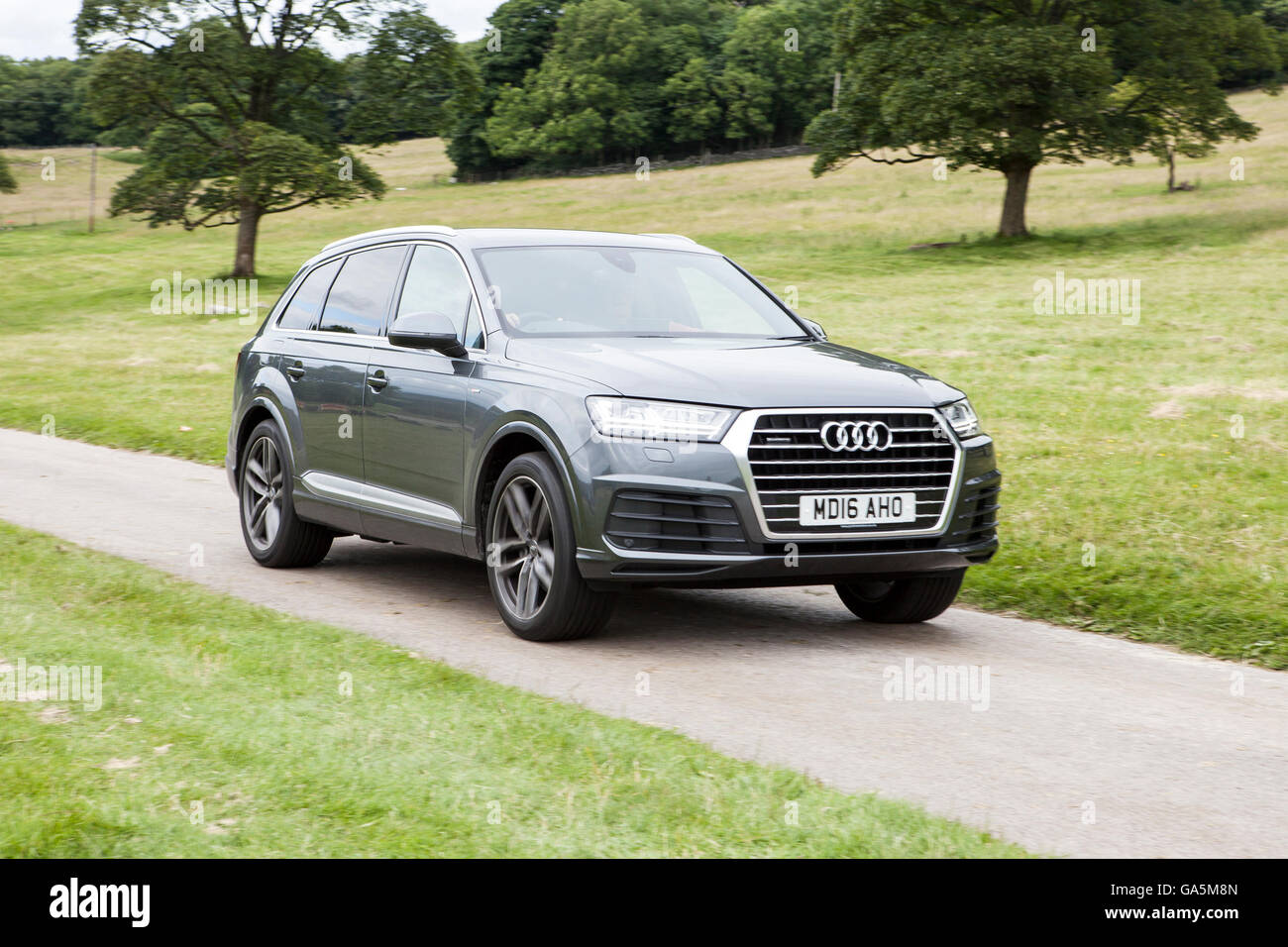Audi Q7 at Leighton Hall Classic Car Rally, Carnforth, Lancashire, UK.  3rd July, 2016.  The annual classic car rally takes place at the magnificent Leighton Hall in Carnforth in Lancashire.  British classic sports cars ranging from MG's to American muscle cars like the Dodge Vipers & Ford Mustangs.  The spectator event drew thousands of visitors to this scenic part of the country on the north west coast of England.  Credit:  Cernan Elias/Alamy Live News Stock Photo