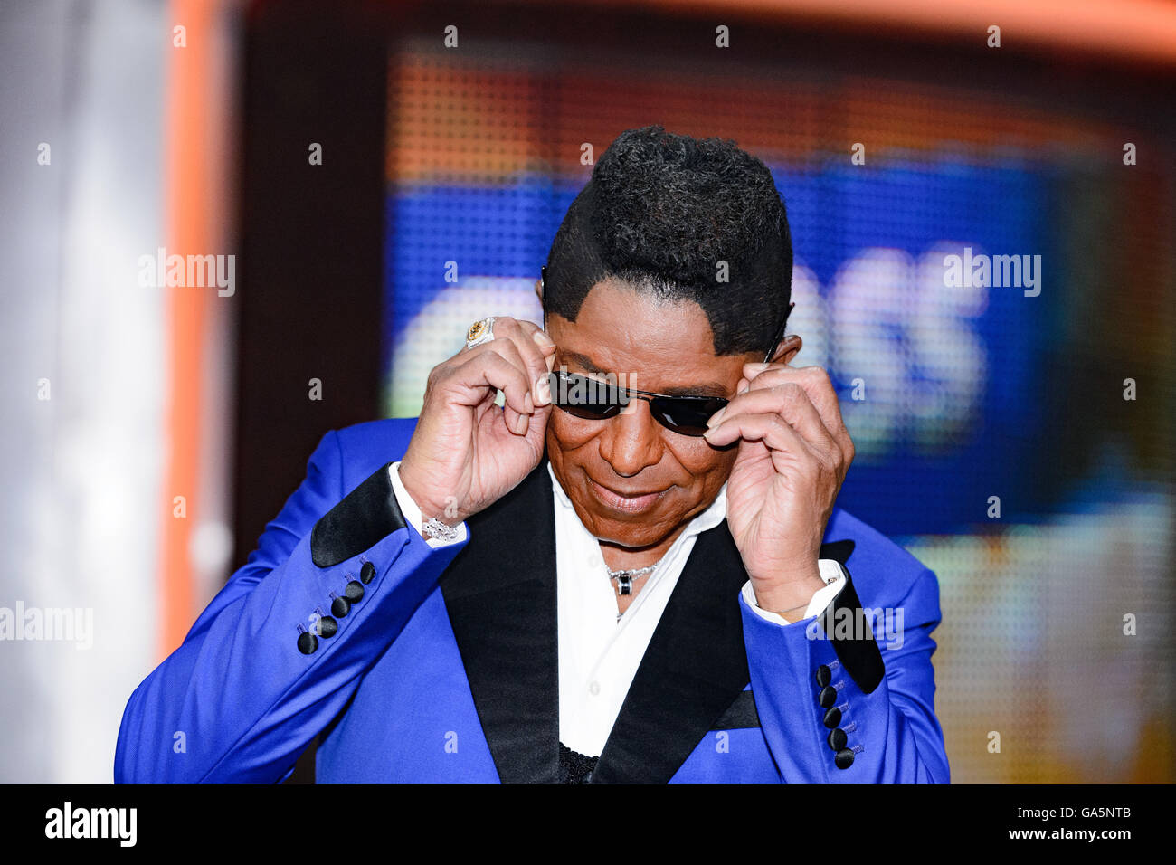 Berlin, Germany. 03rd July, 2016. US musician Jermaine Jackson during a TV show in Berlin on July 03, 2016. Photo: picture alliance/Robert Schlesinger | usage worldwide/dpa/Alamy Live News Stock Photo