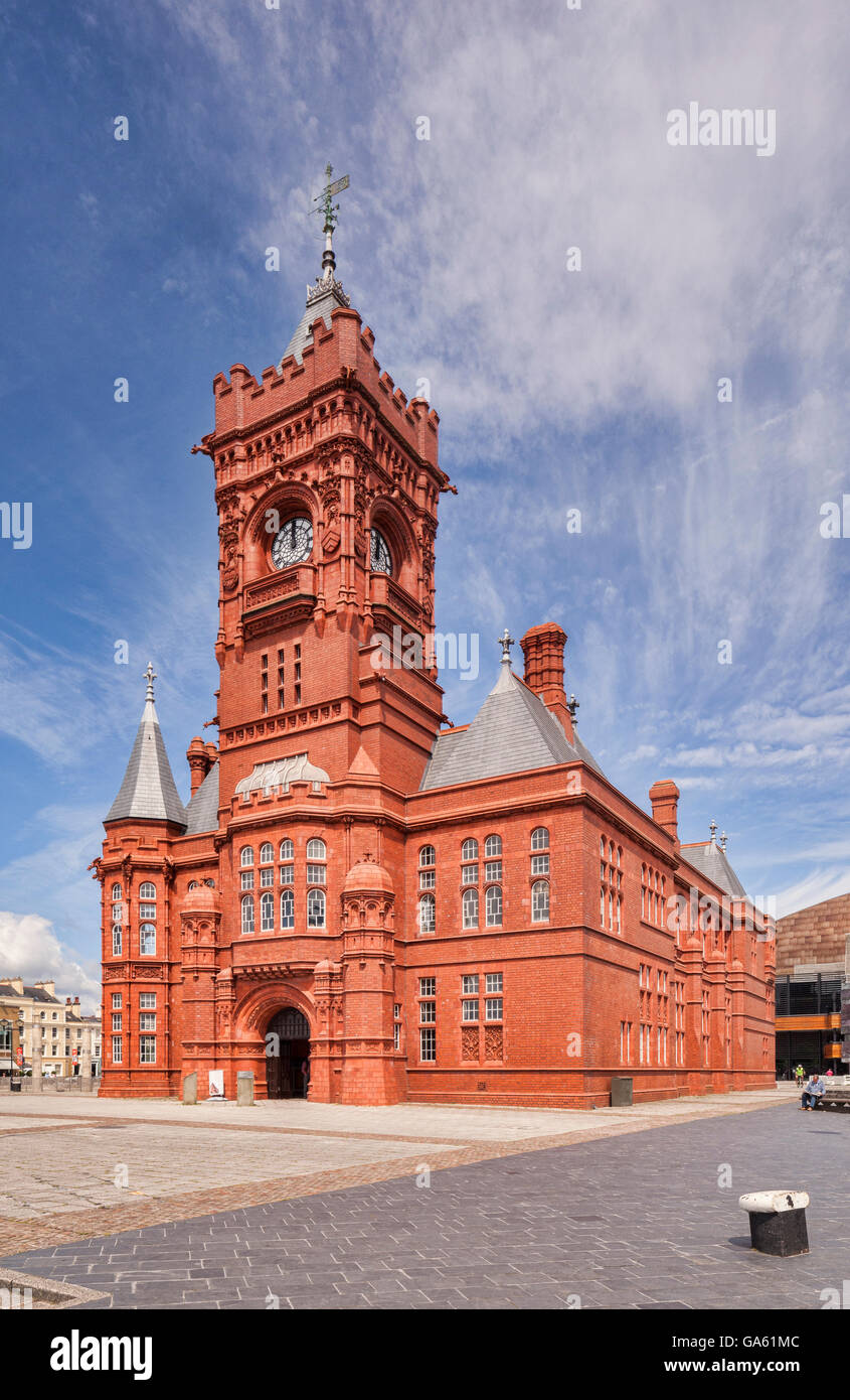 The Pierhead Building, Cardiff Bay, originally the offices of the Bute Dock Company and now part of the Welsh National Assembly Stock Photo