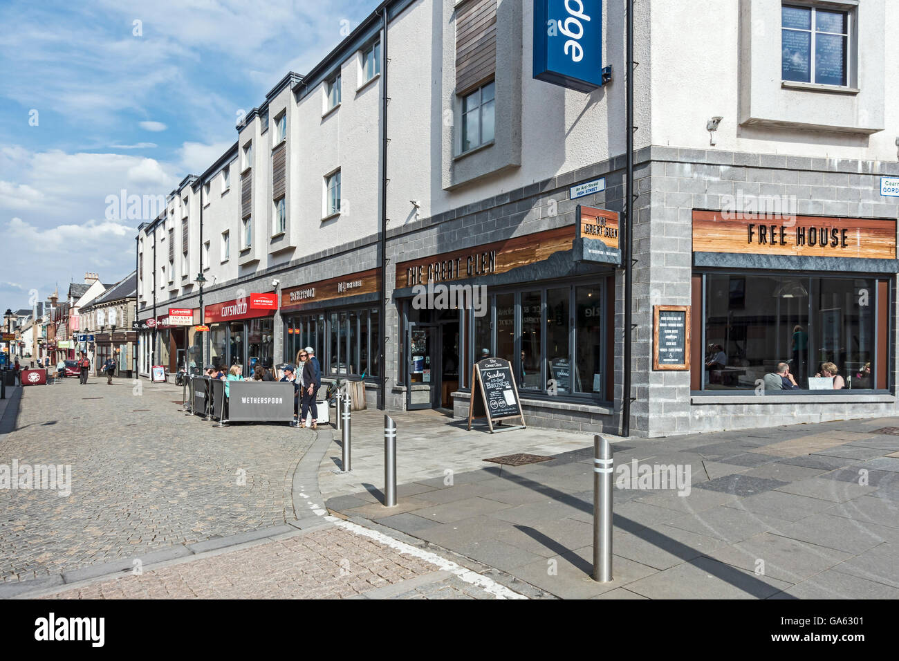 Fort william scotland main street hires stock photography and images