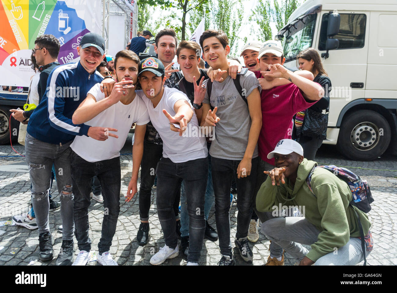 teen gay francais
