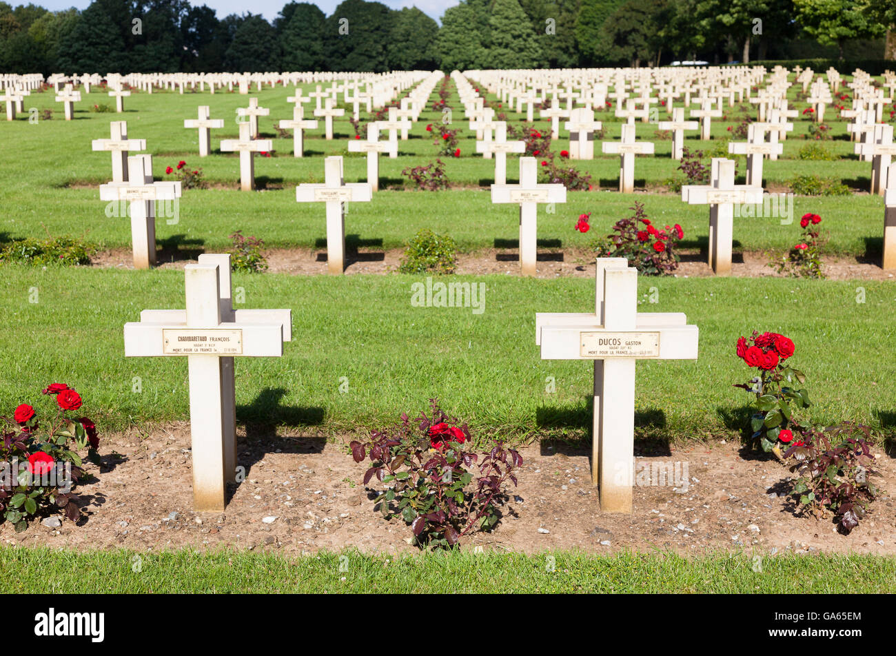 Notre Dame de Lorette cemetery, Souchez, Pas de Calais Department, Nord-Pas de Calais Picardie region, France Stock Photo