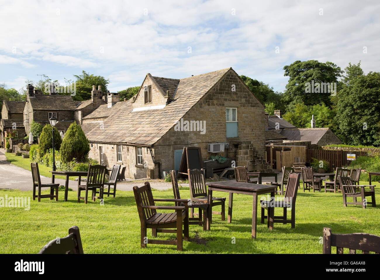 Fox Inn, vintage inns pub in Hathersage is a lovely stone building with