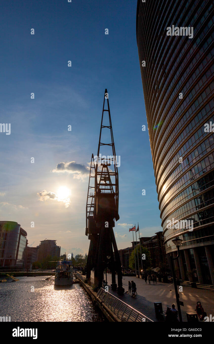 Canary wharf london history hi-res stock photography and images - Alamy