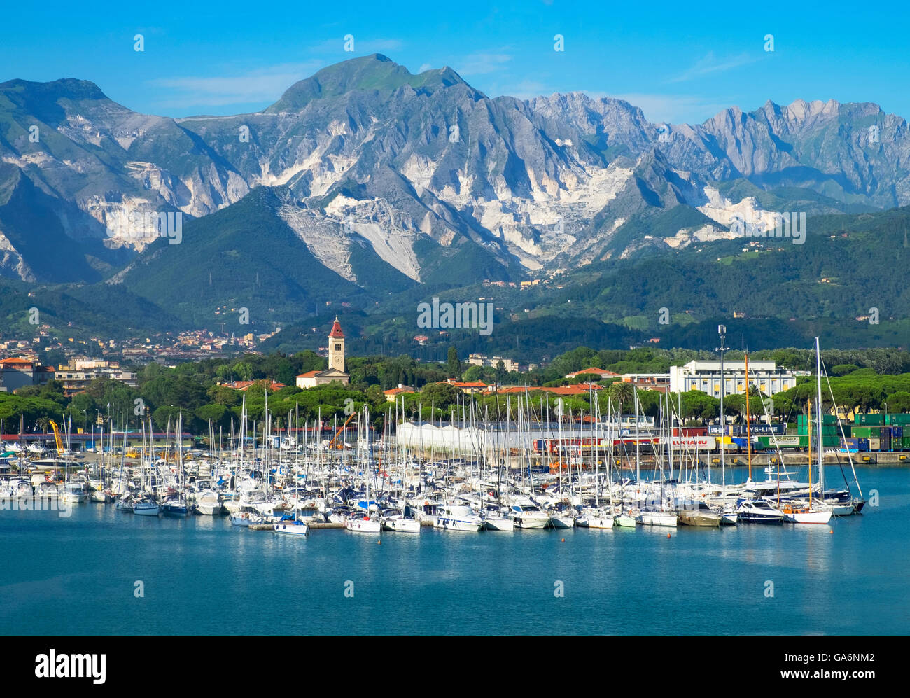 Marina di carrara hi-res stock photography and images - Alamy