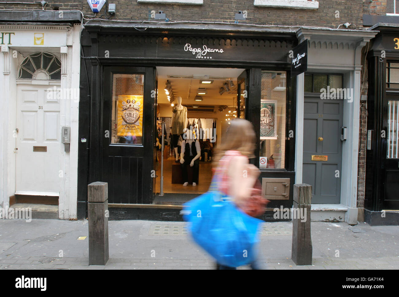 General View Of A Pepe Jeans Outlet In Covent Garden High Resolution Stock  Photography and Images - Alamy