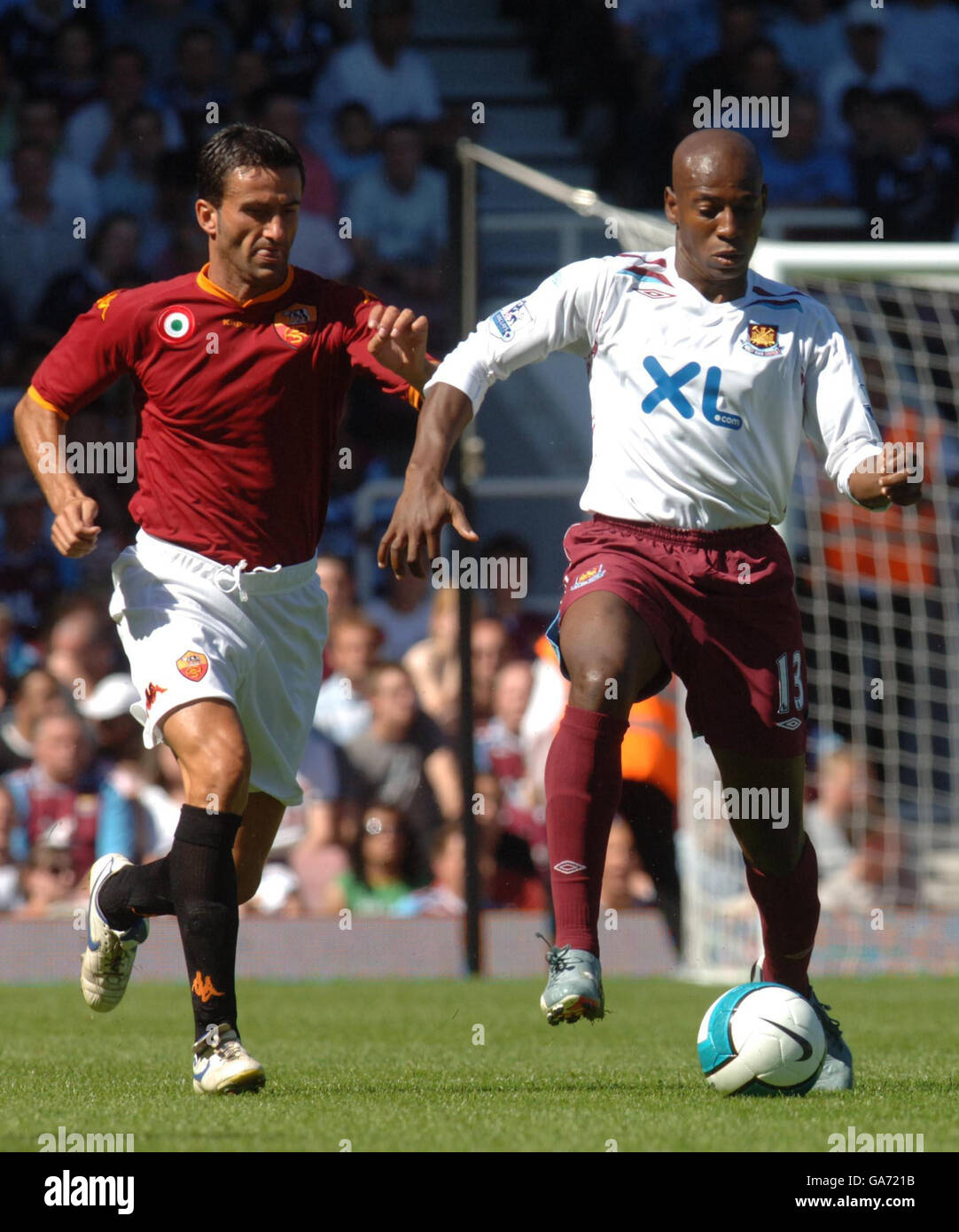 Soccer - Pre Season Friendly - West Ham United v Roma- Upton Park Stock Photo
