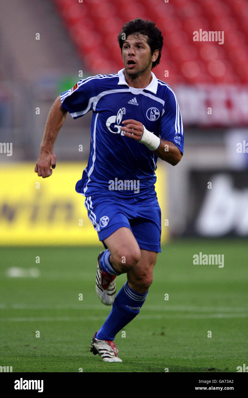 Soccer - Premiere League Cup - Semi-Final - FC Nuremberg v Schalke 04 - easyCredit Stadium. Levan Kobiashvili, Schalke 04 Stock Photo