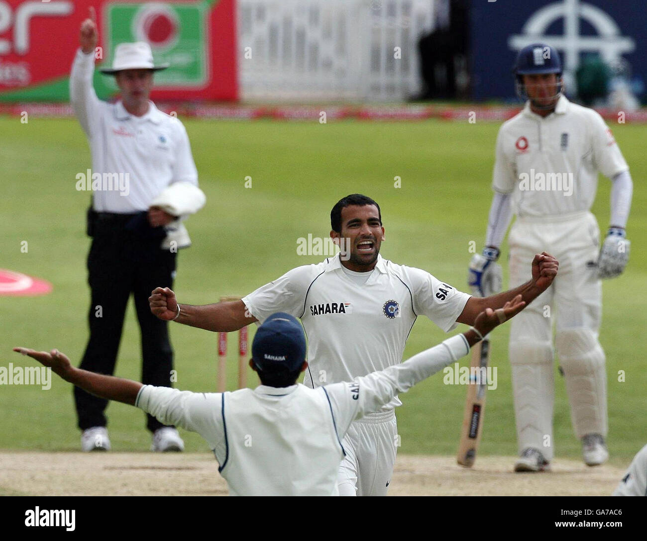 Simon Taufel Reveals Munaf Patel Said 'Saala Ch**ya' to Owais Shah at  Wankhede Stadium in 2006 Test Match, Draws Laughter From Students in Nagpur