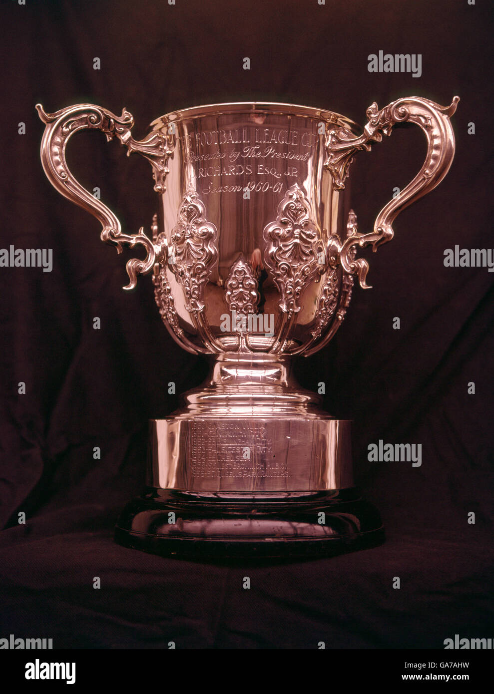 Football league cup trophy hi-res stock photography and images - Alamy