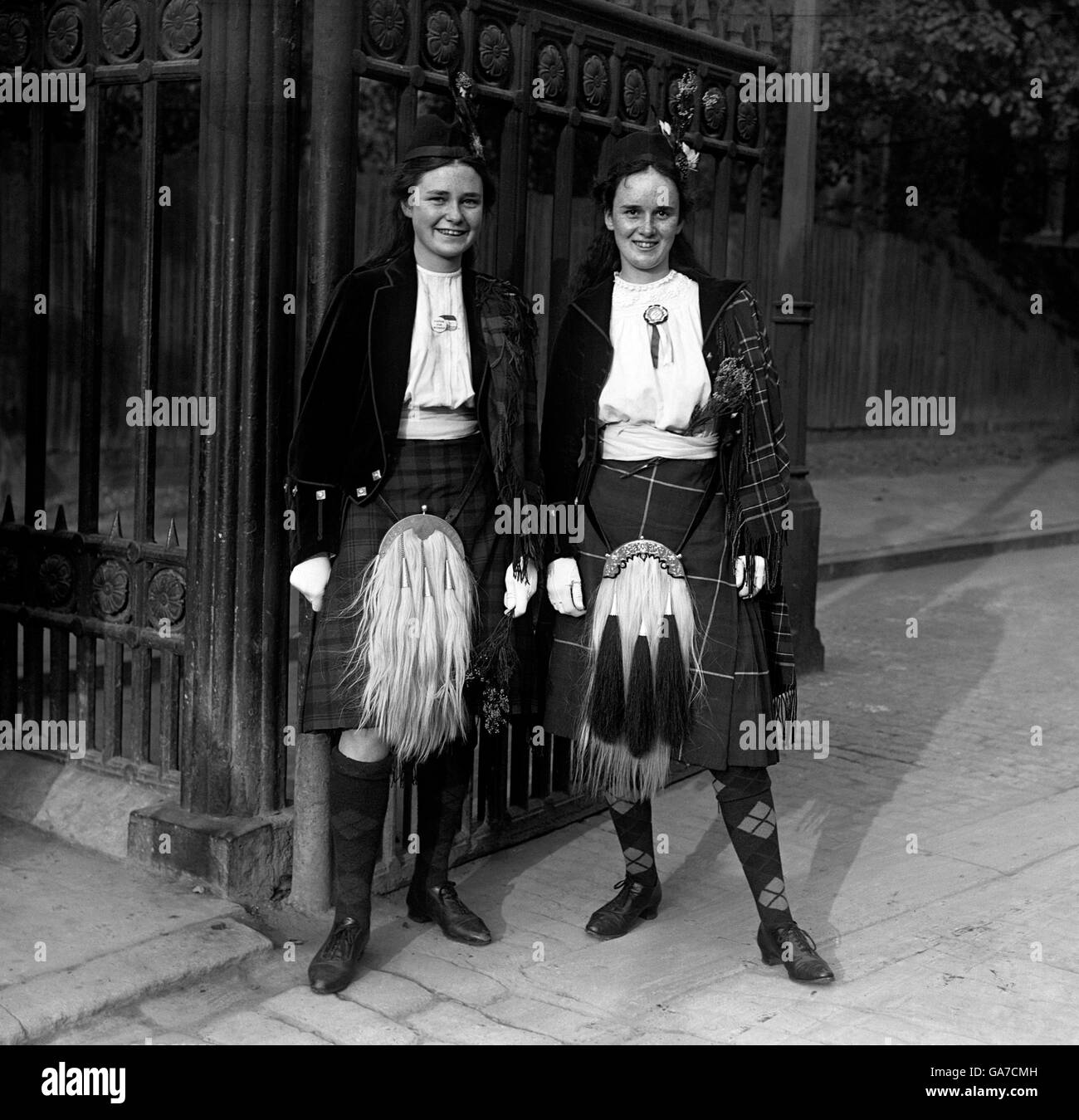 McLeod Sisters - Scottish Suffragettes Stock Photo