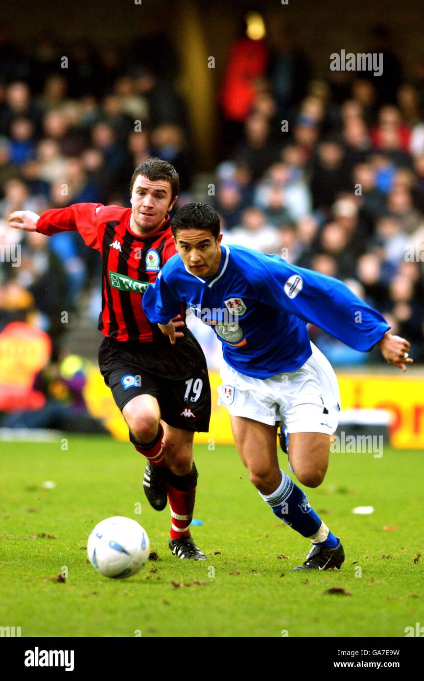 Millwall's Danny Shittu and Blackburn Rovers' Leon Best battle for the ball  Stock Photo - Alamy