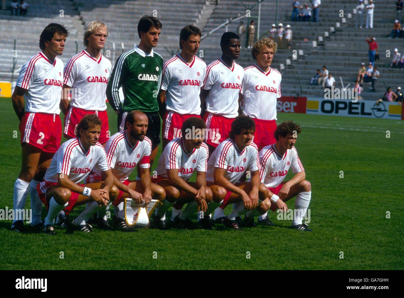 Soccer - World Cup Mexico 86 - Group C - France v Canada. Canada team group  Stock Photo - Alamy