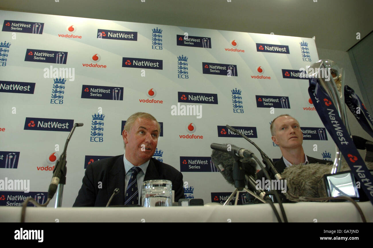 England chairman of selectors David Graveney (left) during a press conference at The Brit Oval, Kennington, London. Stock Photo