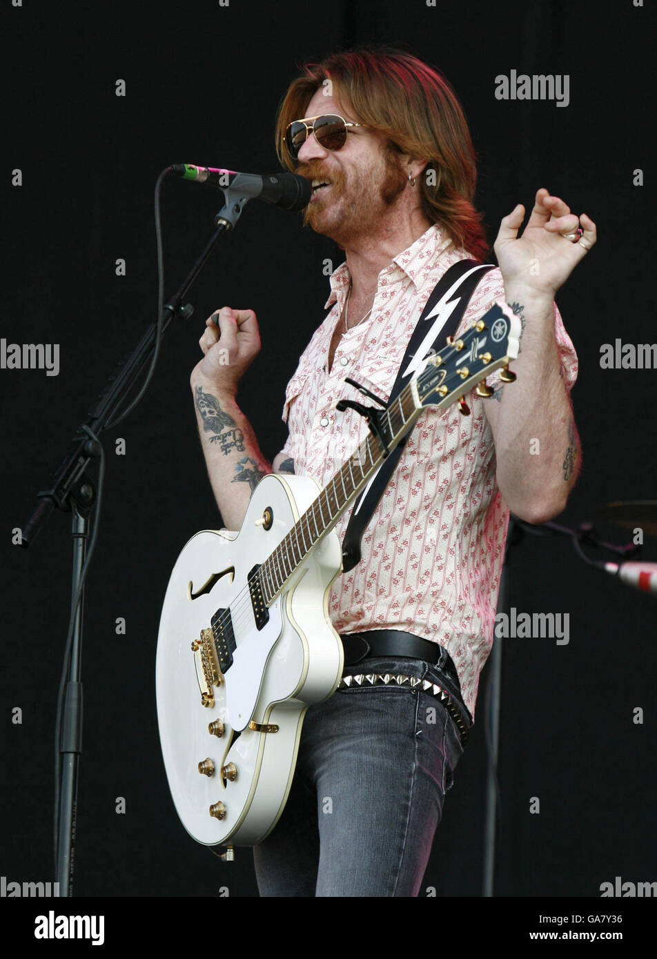 The Eagles of Death Metal performing on the Main Stage at the 2007 Carling Reading Festival in Reading, Berkshire. Stock Photo