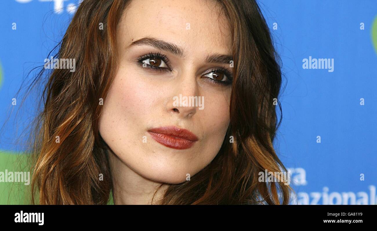 Keira Knightley at a photocall for the film Atonement at the 64th Venice International Film Festival. Stock Photo