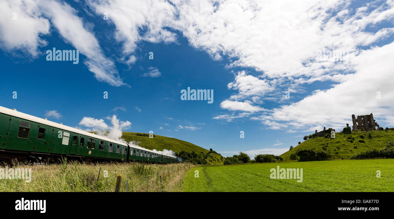 Single Railway Track Between Swanage and Norden.  Stram Trains and Diesel Stock Photo