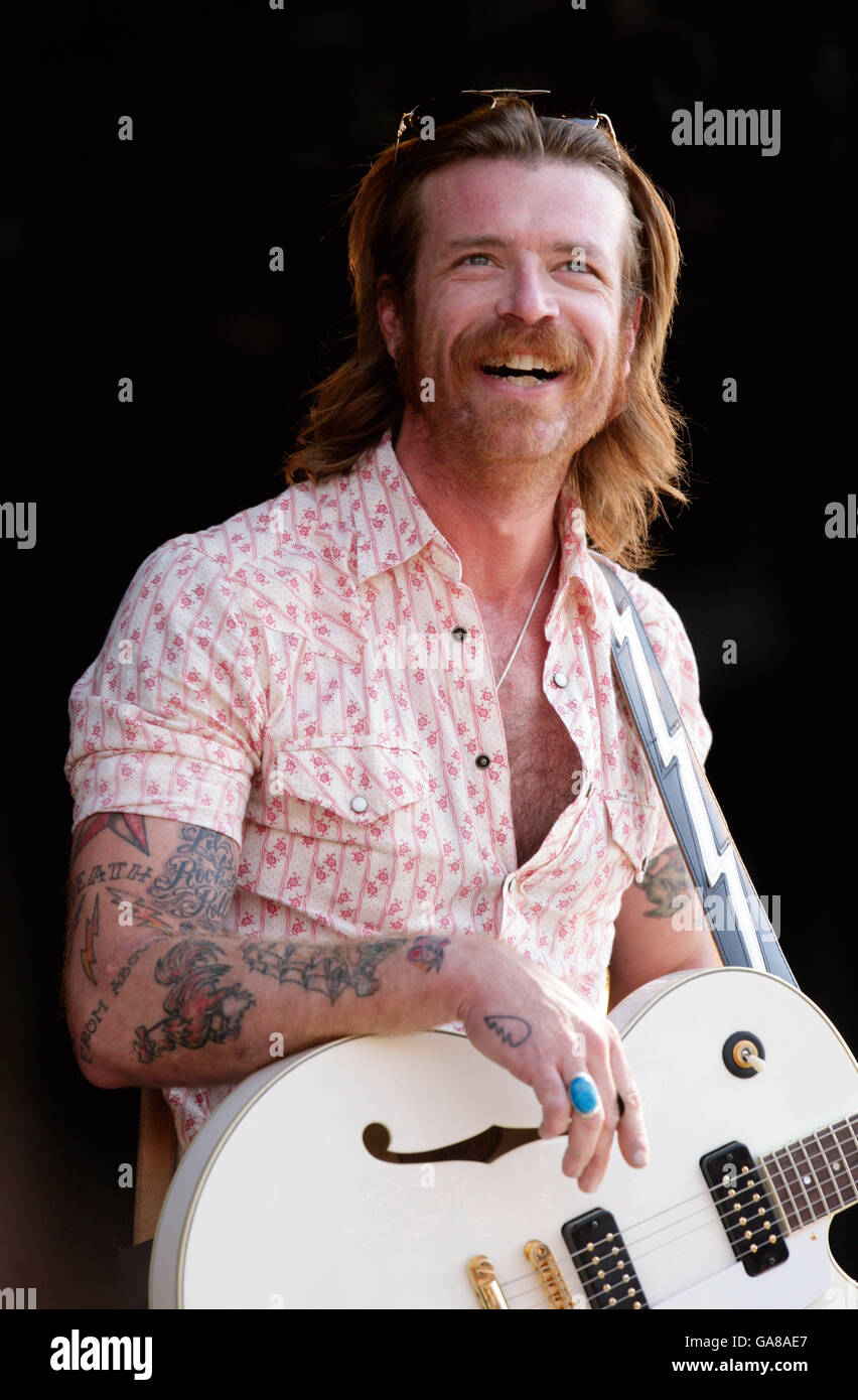 Jesse Hughes of Eagles of Death Metal performing on stage at the 2007 Carling Reading Festival