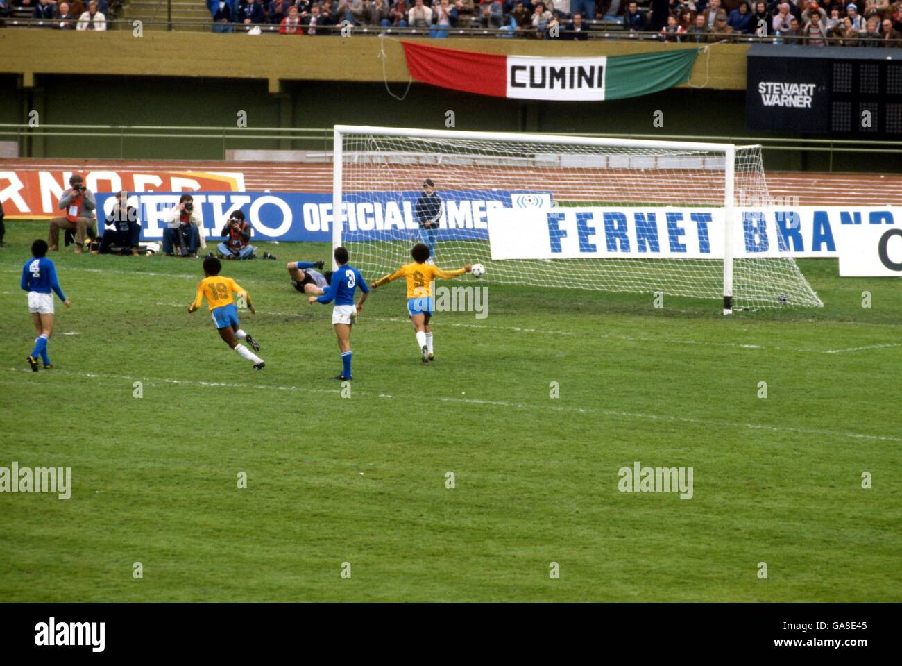 Onze Mondial Dino Zoff Italie – Magazine Football Janvier 1997, édition Française