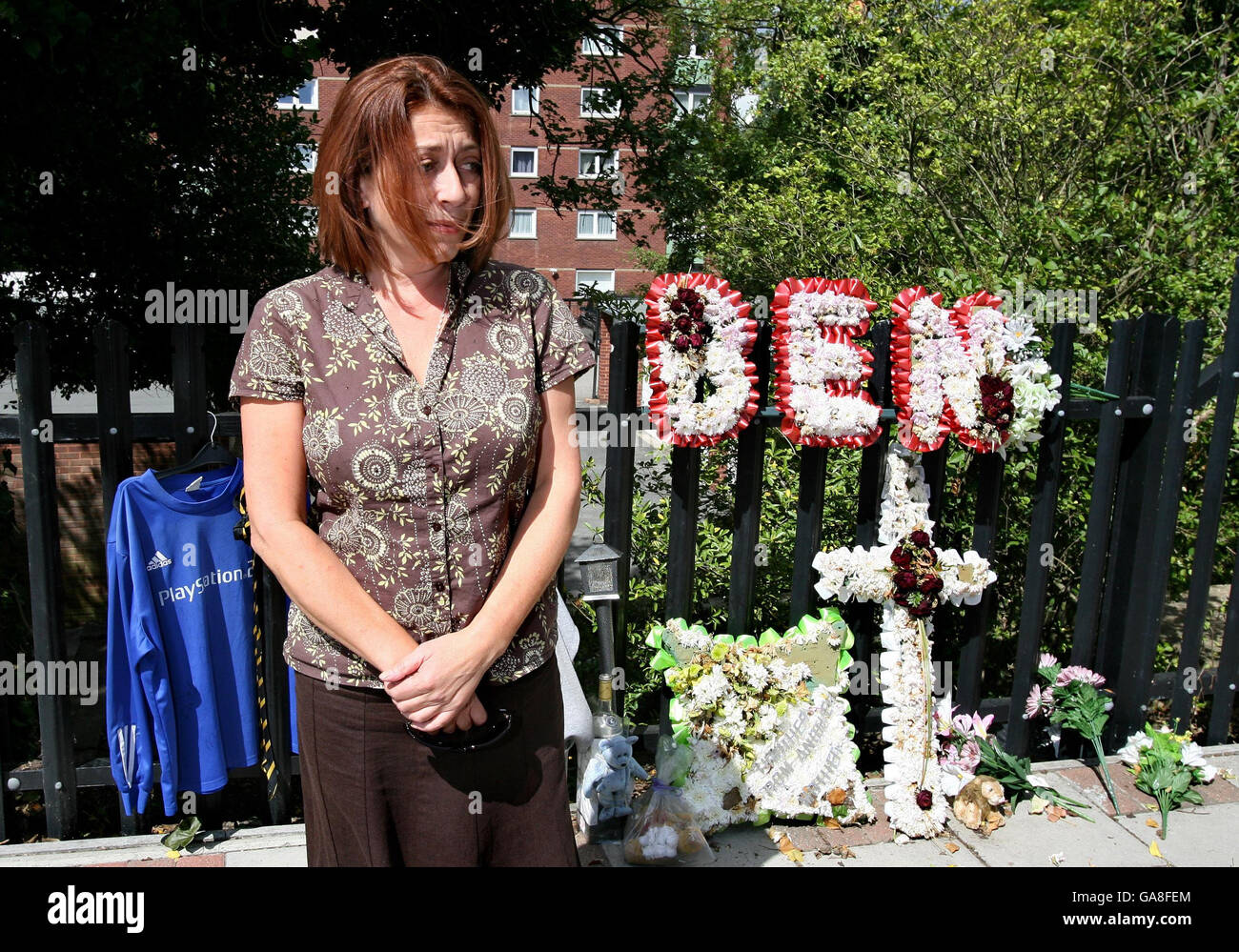 Appeal by mother of murdered teenager Stock Photo - Alamy