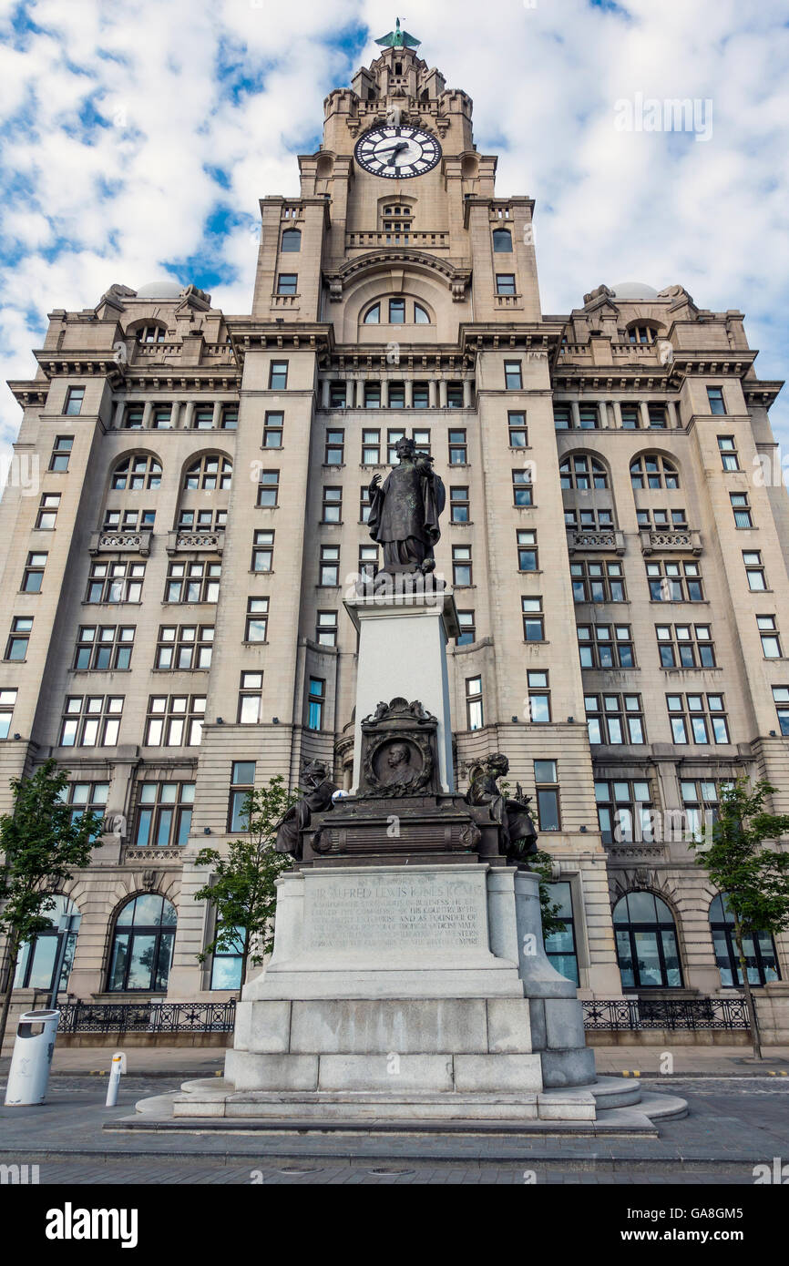 Sir Alfred Lewis Jones Memorial fronting the Royal Liver Building