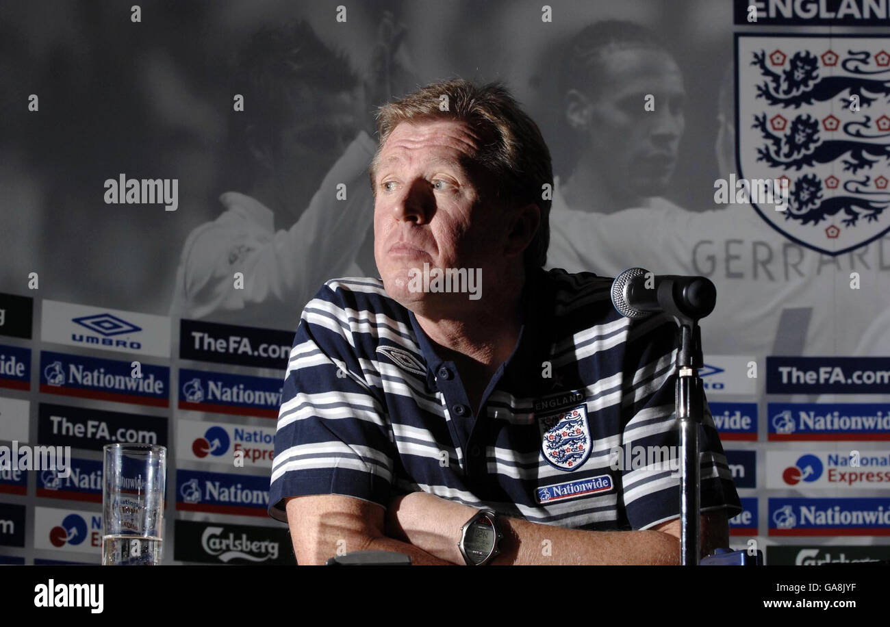 Soccer - International Friendly - England v Germany - England Press Conference - Grove Hotel Stock Photo