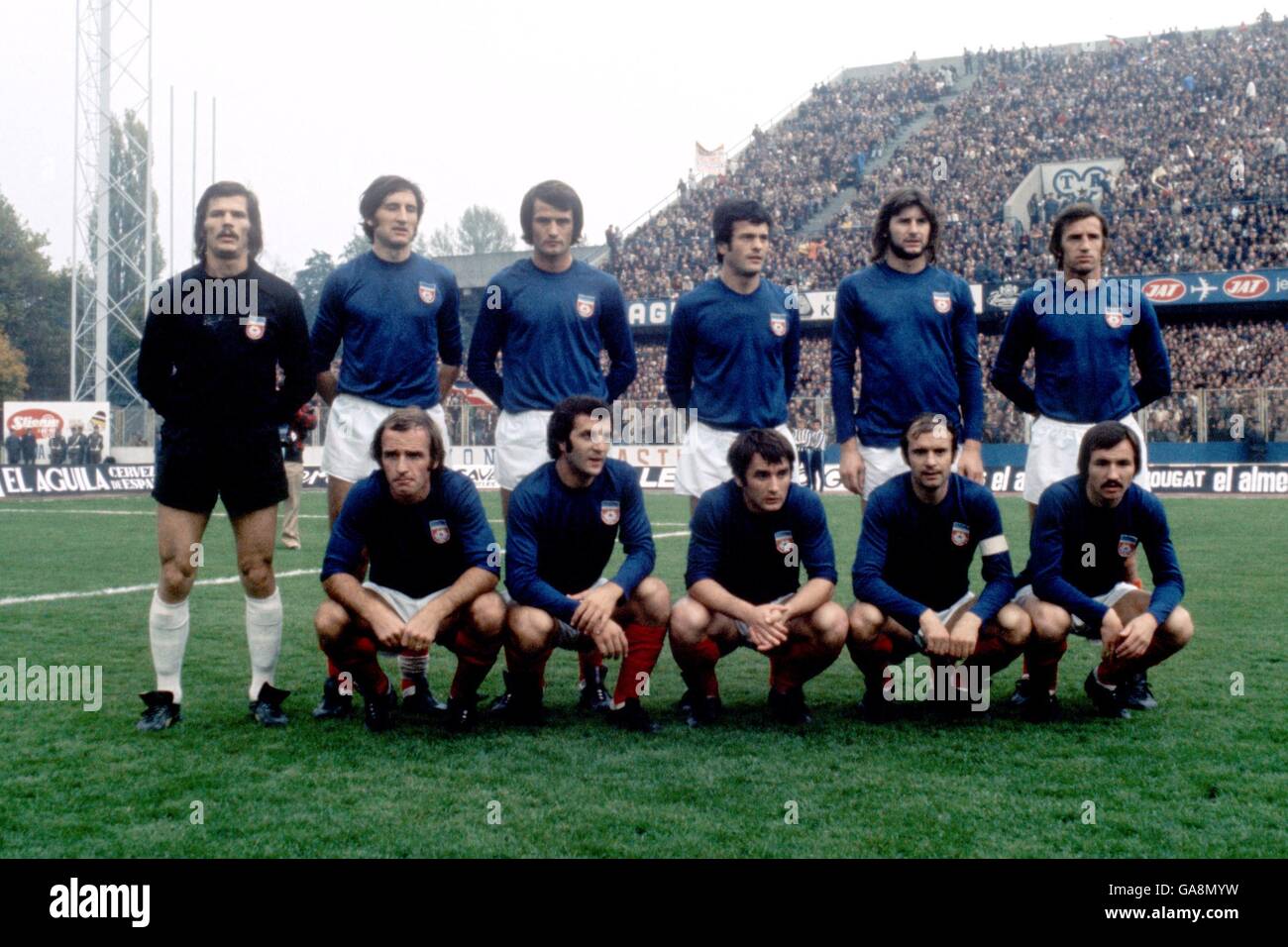 Soccer - World Cup Qualifier - Group Seven - Yugoslavia v Spain. Yugoslavia team group Stock Photo
