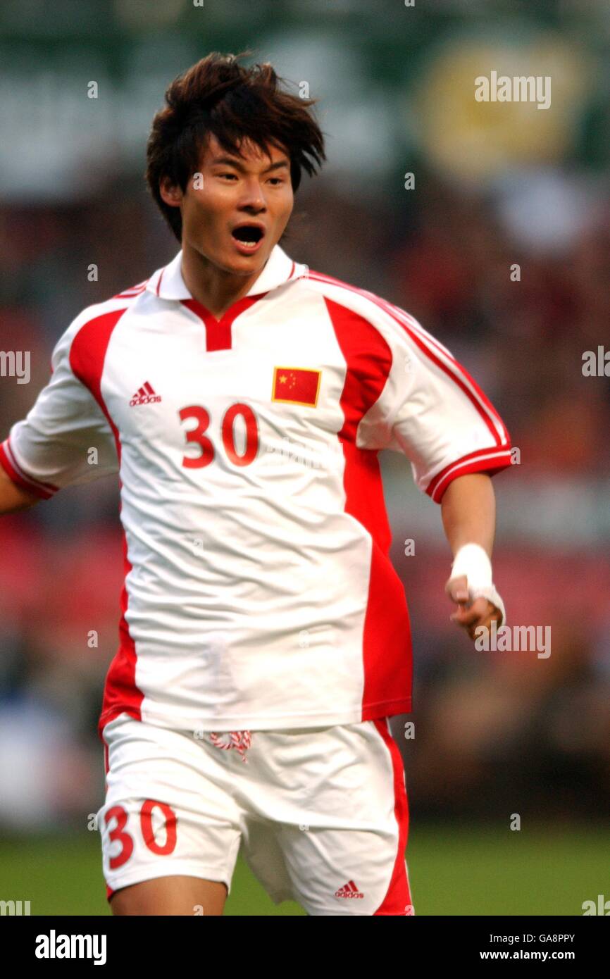 Soccer - Carlsberg Cup - Semi Final - Hong Kong League XI v China. Li Yi, China Stock Photo