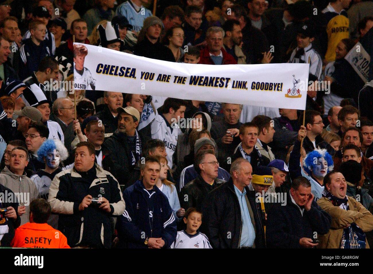 Soccer - Worthington Cup - Final - Tottenham Hotspur v Blackburn Rovers. Tottenham Hotspur's fans remind rival Chelsea fans about the outcome of the semi-final Stock Photo