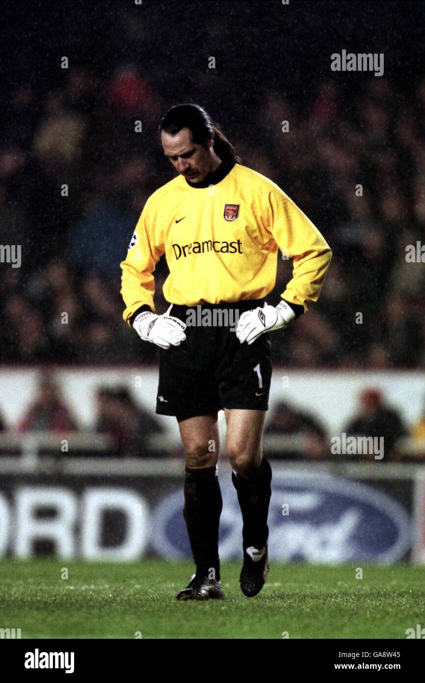 David Seeman Arsenal goalkeeper david seaman hi-res stock photography and images - Alamy