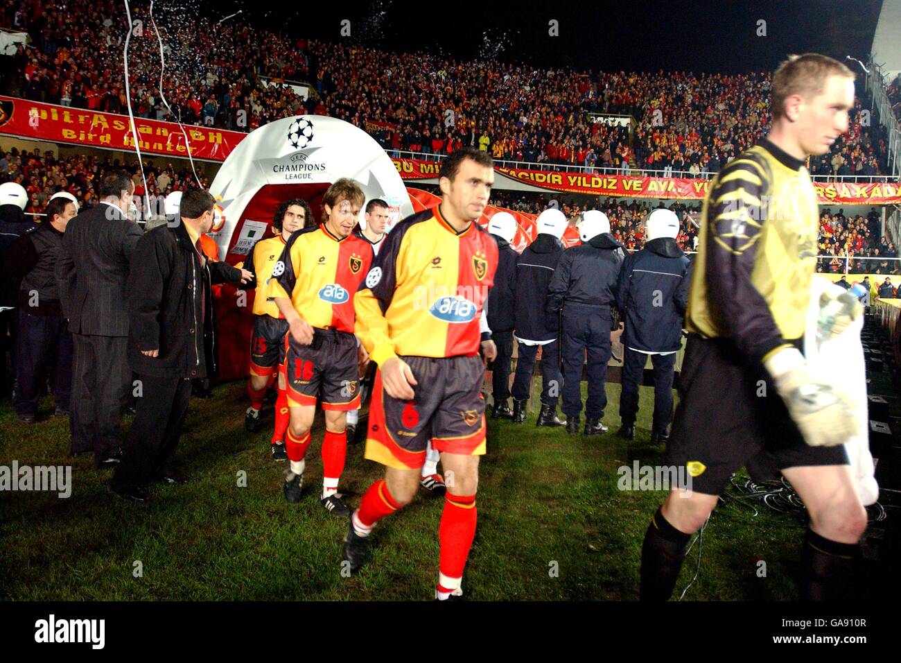 Soccer - UEFA Champions League - Group B - Galatasaray v Liverpool. The Galatasaray and Liverpool players walk out to a rousing reception Stock Photo