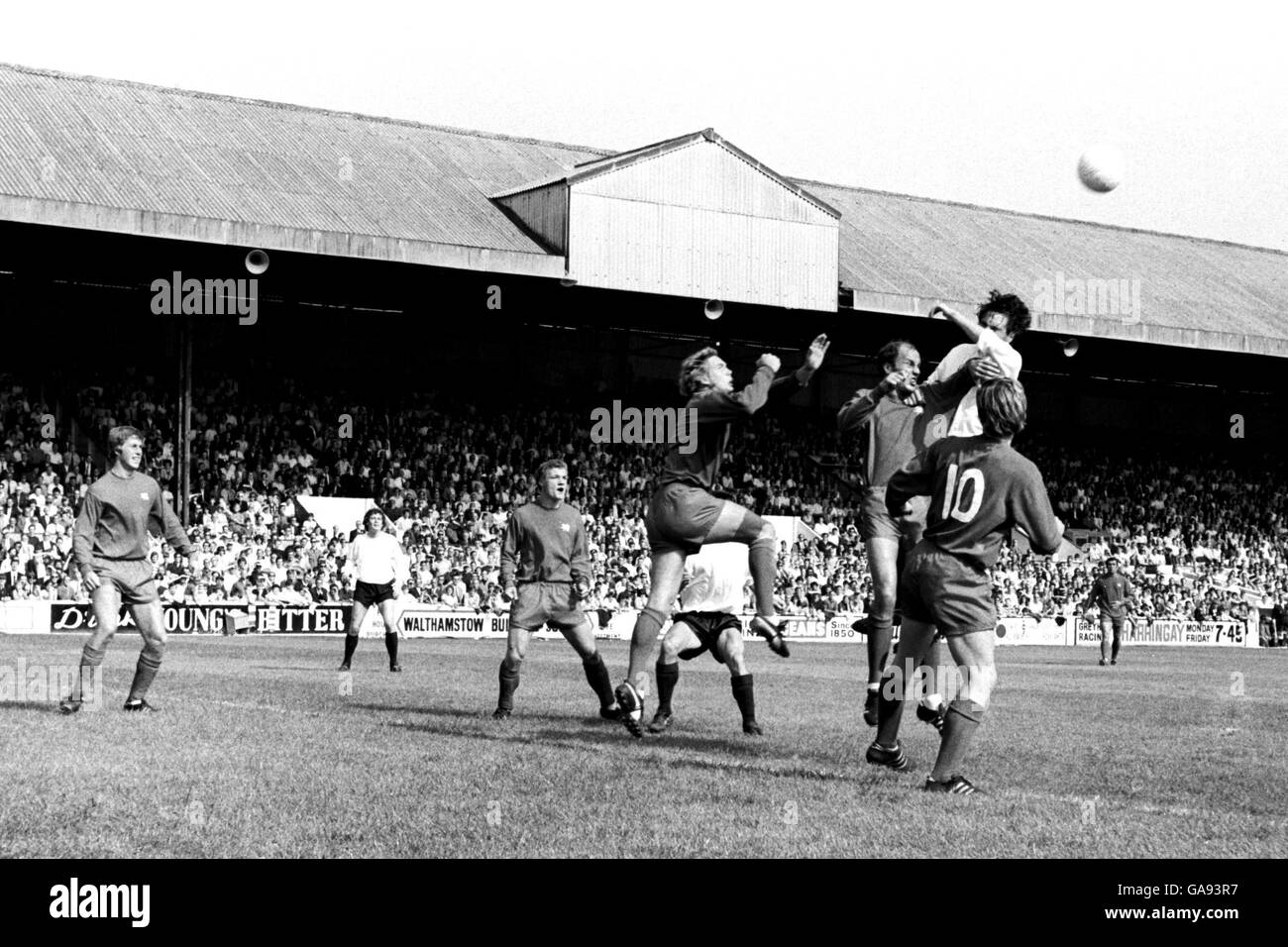 Soccer - Football League Division Two - Orient v Charlton Athletic Stock Photo